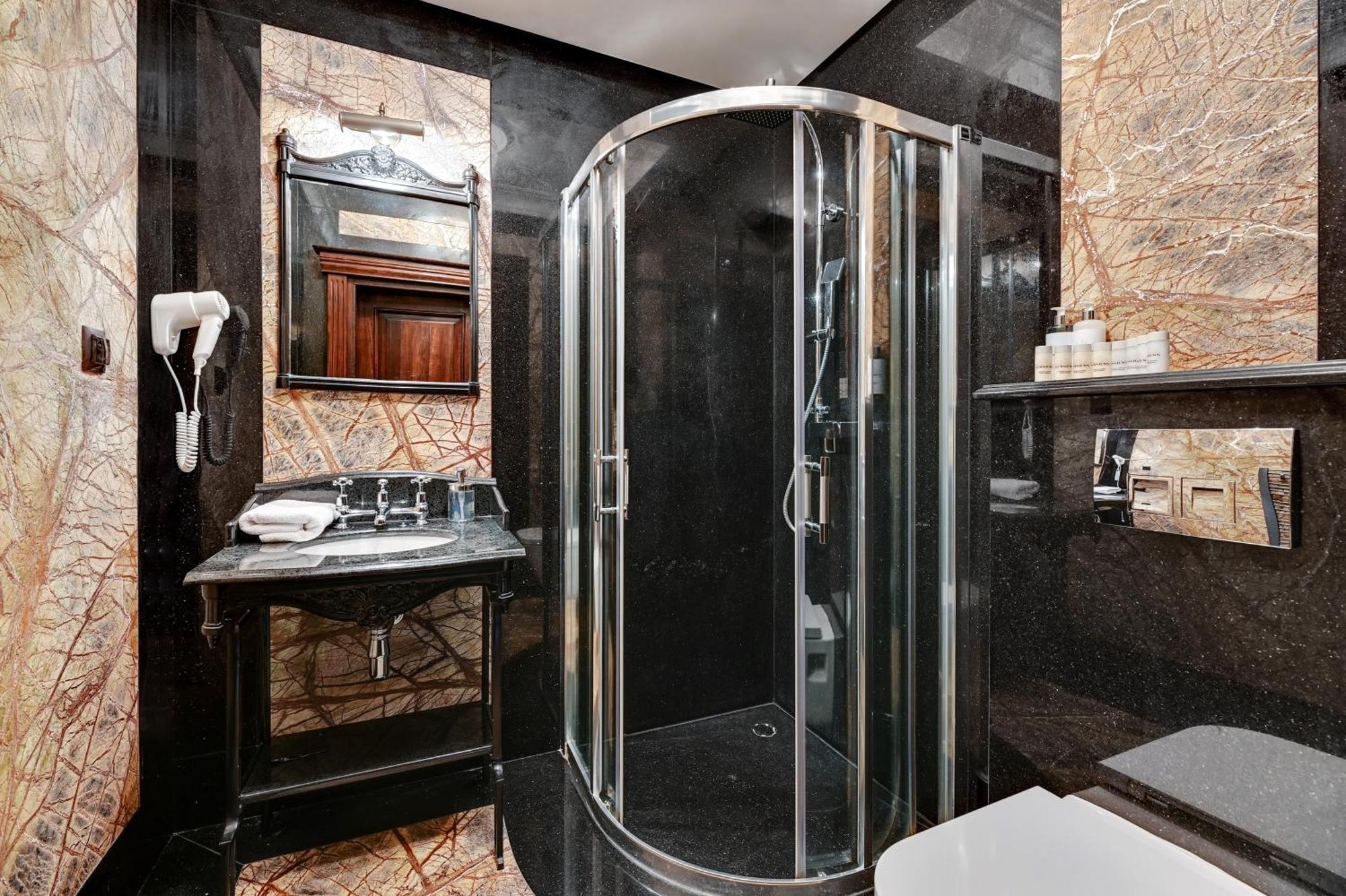 Waterlane Riverside Spa, Pool & Gym By Downtown Apartments Gdansk Bilik gambar